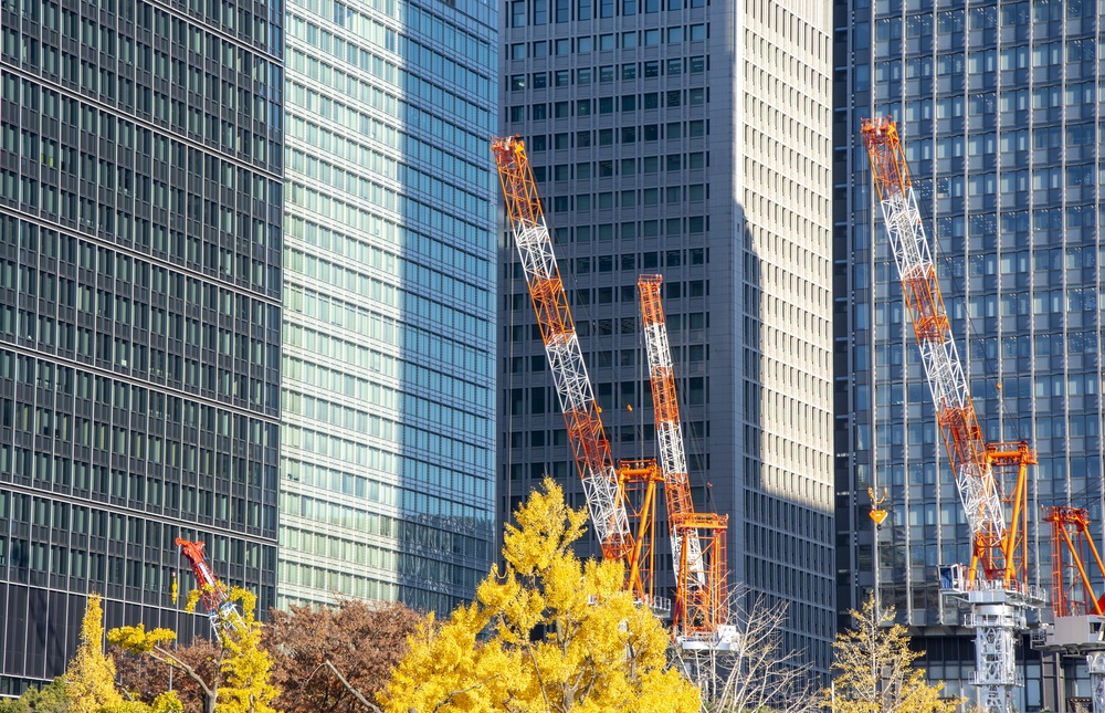 large scale construction cranes